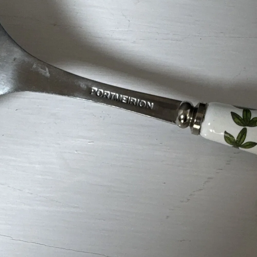 Portmeirion Botanic Garden Set of 2 Salad Servers Flowers Butterfly Utensils